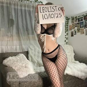 Bubbly sexy Blonde Visiting profile image