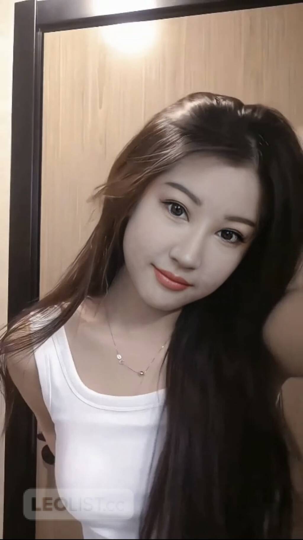 587～604～5155 beautiful asian girls mgaic hands massage Edmonton Edmonton/Central Female