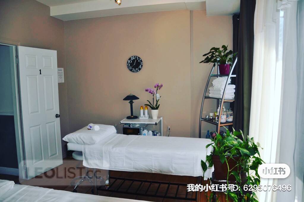 Best Massage by masseuse in the Toronto covered by Insurance City of