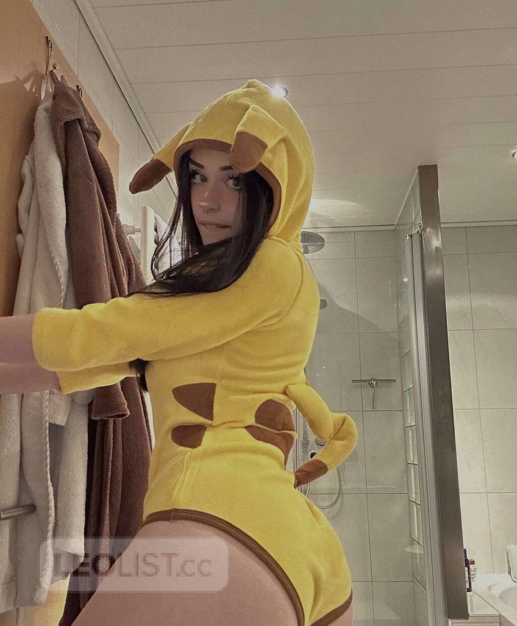 hey baby come for a session with the best in town (duo) 