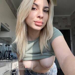 Hot, Horny, Hot Services, Online, party favor, offer massage profile image