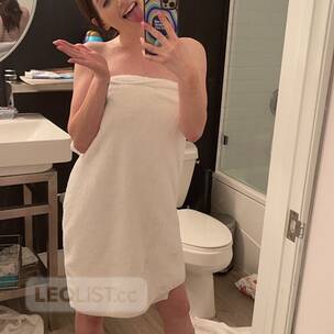 my wet *** is ready to take in some good hard cock that profile image