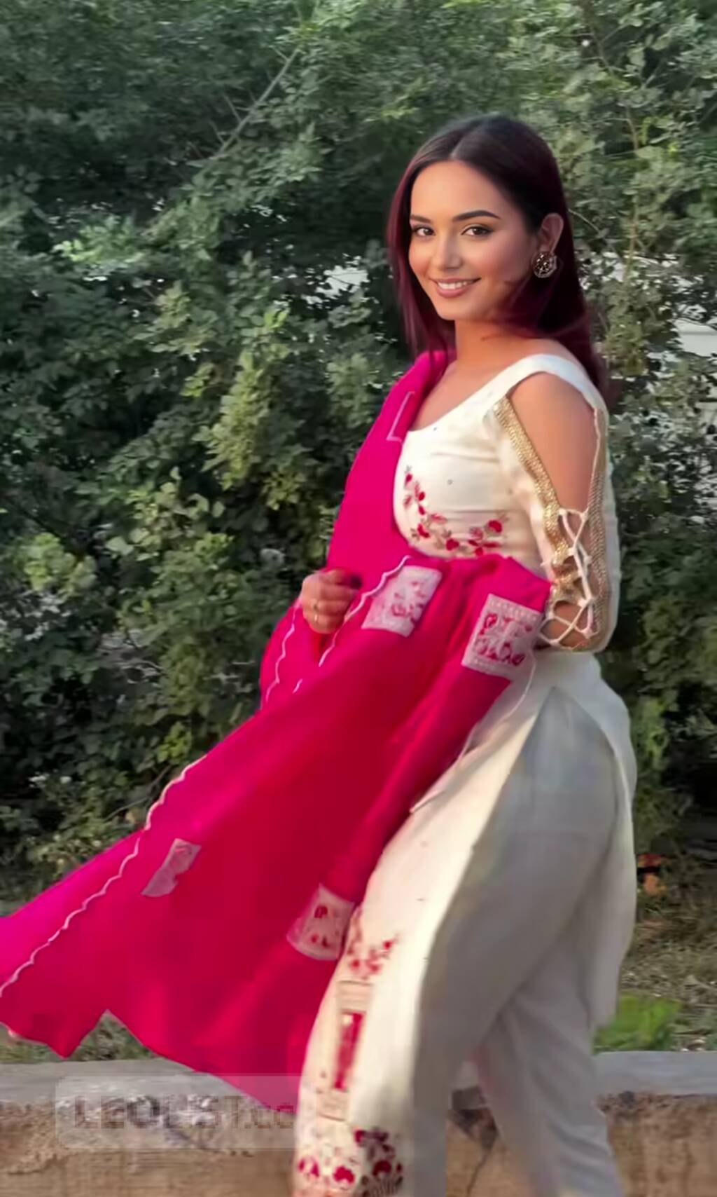 new-indian-girl-wanna-make-over-whatsapp-now-waiting-delta
