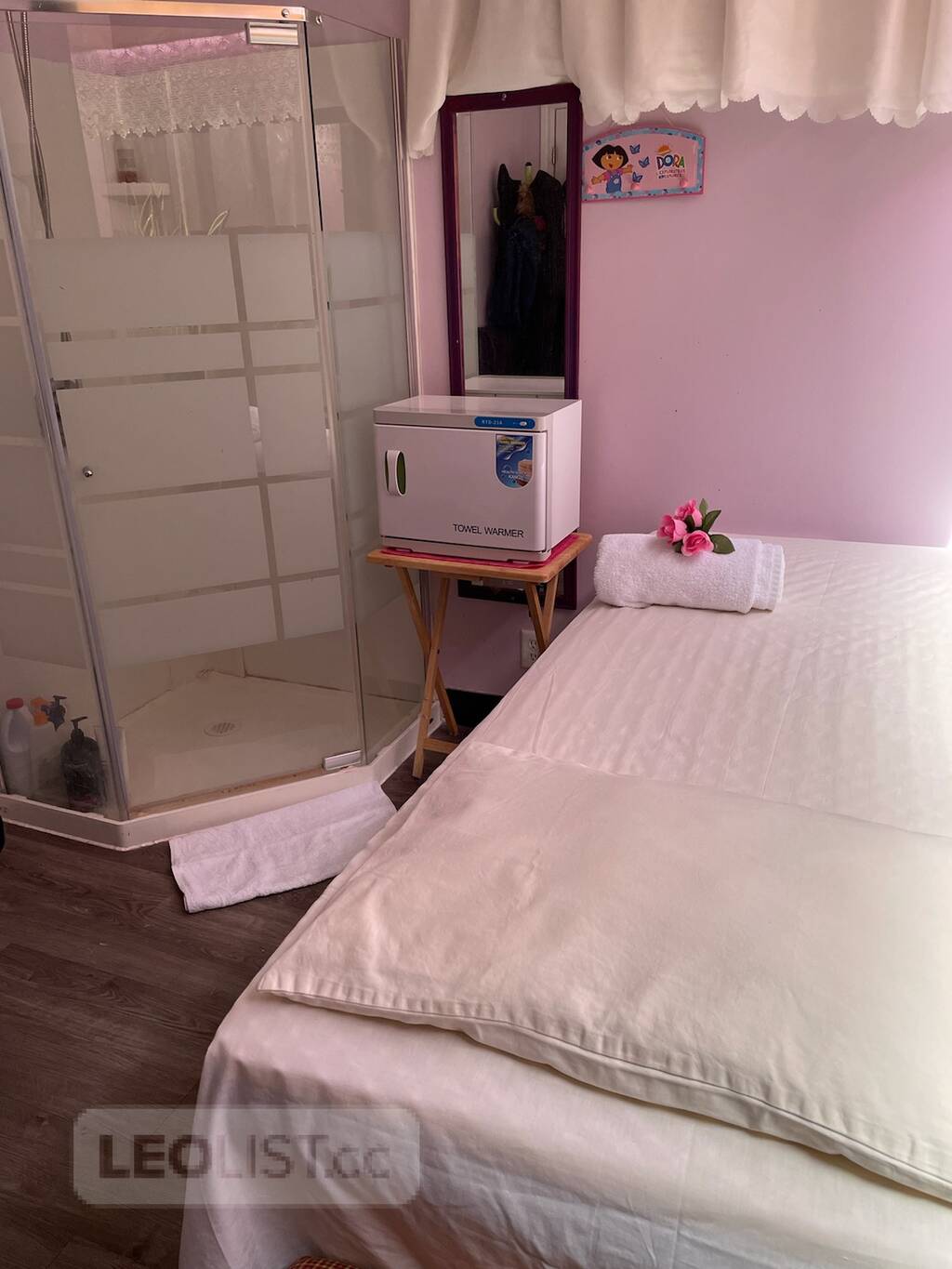 New Asian girl professional massage in downtown Grande Prairie