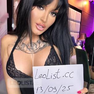 21YO Luxury Slut - Exclusive Naughty Beauty profile image