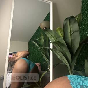 Im available profile image