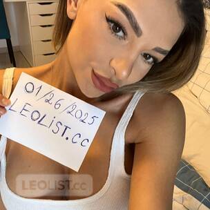 Horny Blondie Alert ★ Wanna fuck a College Student ? profile image