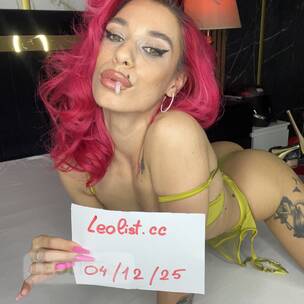 22YO Redhead Slut Who Always Says Yes profile image
