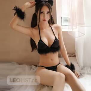 New Sexy Girl Wonderful Relaxed Massage And Sex profile image