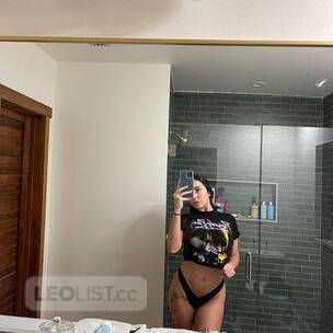 i’m available both outcall or incall text me now profile image