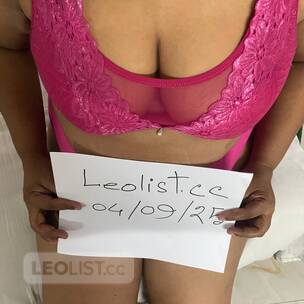 Soft Touch, Warm Smile Real Indo-Canadian Babe profile image