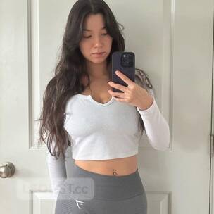 New hot girl in town profile image