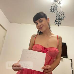 ఌ19yo baddie college student ఌready to get down on my knees profile image