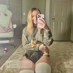 Hot Sexy Girl HornyTight Pussy Need for Hookup Available RN profile image