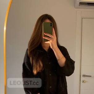 23y- Come taste my wet and creamy kitty baby profile image