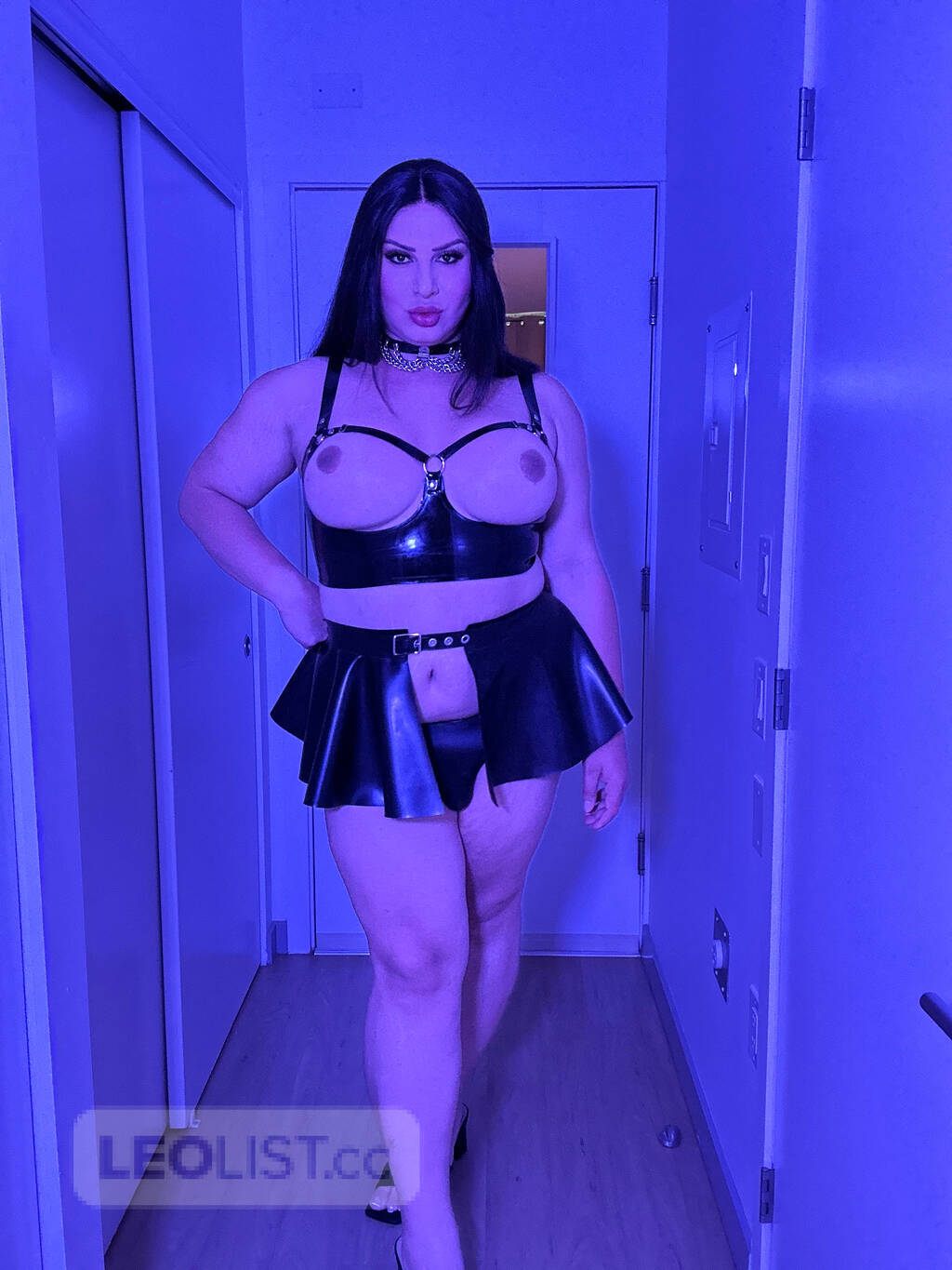 SENSUALDOMMEGIRLFRIEND 