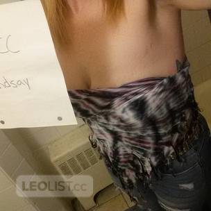 Horny and wanting to play! Tight, wet, and eager to please profile image