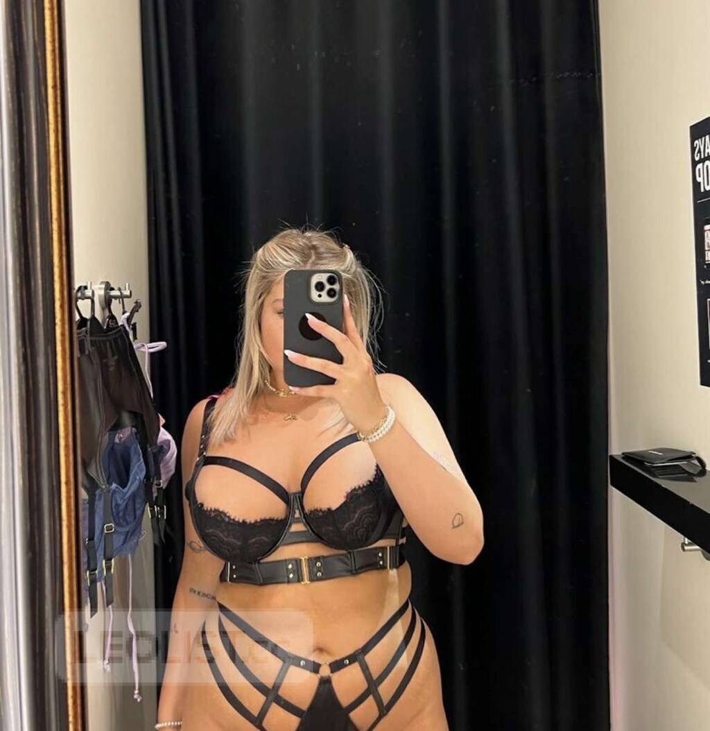 WANT TO PLEASE YOU STOP BY FOR FUN NO RUSH Parcourir Escortes femmes dans M...