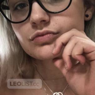 new babe in town.. i'm available for outcall and incall profile image